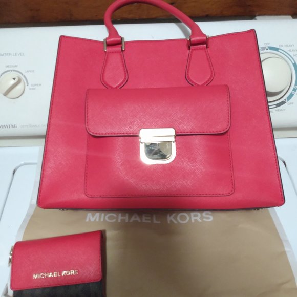 Pocketbook - Picture 3 of 3